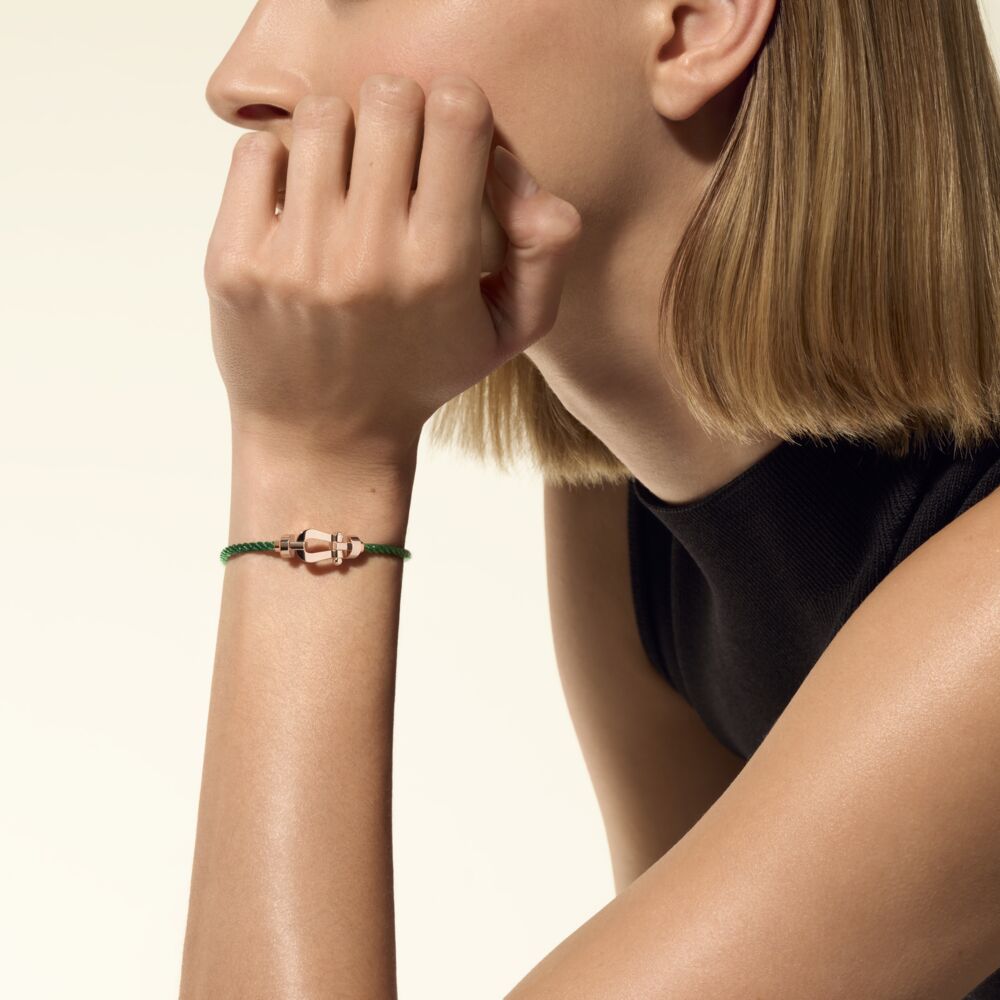 フォース10ブレスレット