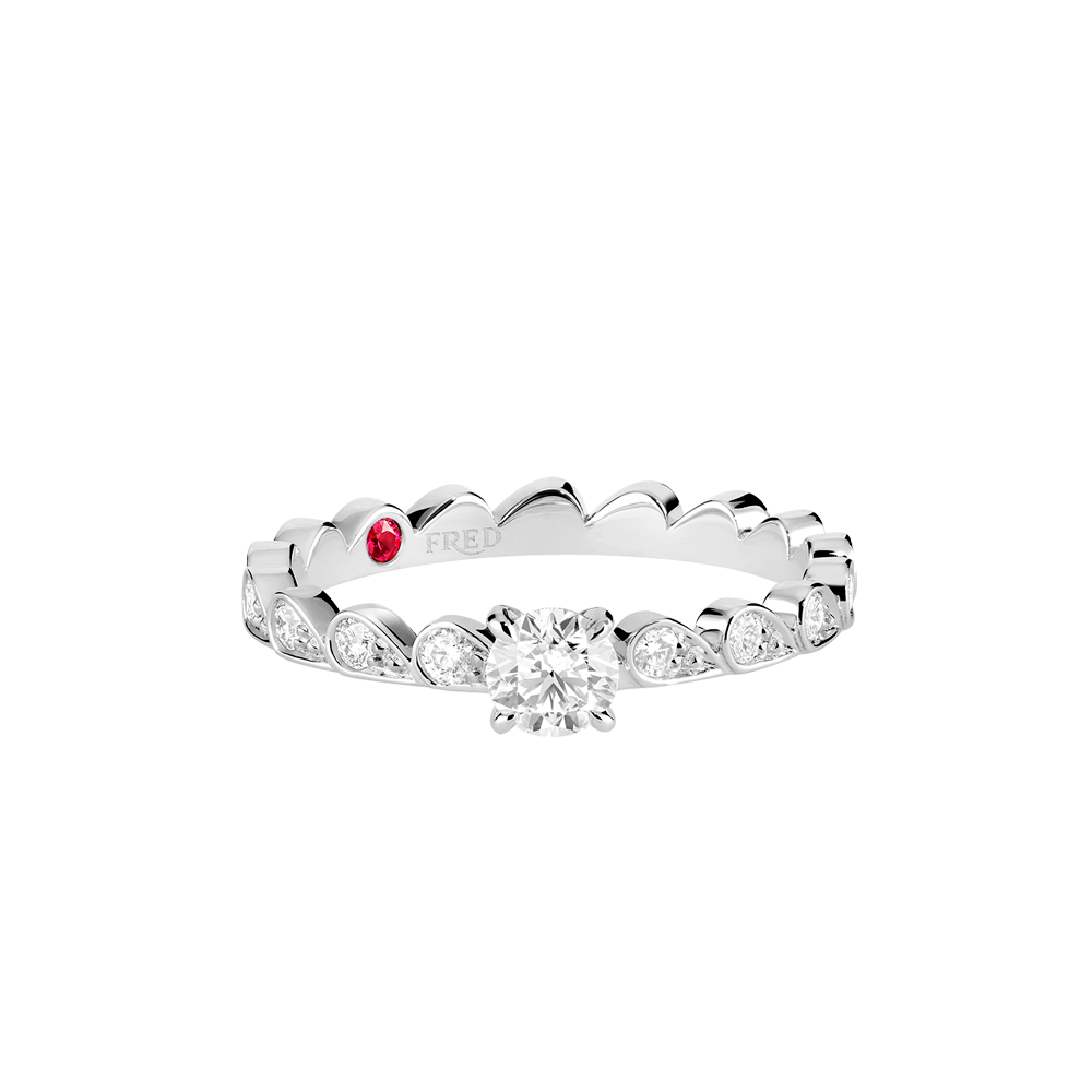 Pretty Woman iconic engagement ring	