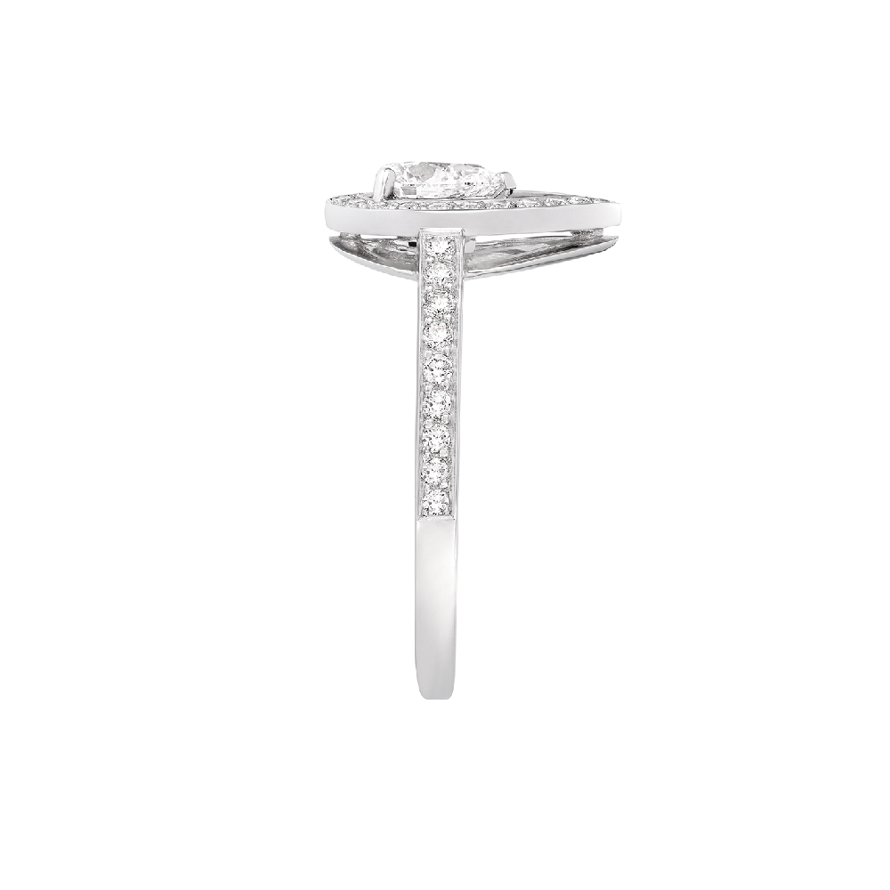 Lovelight engagement ring